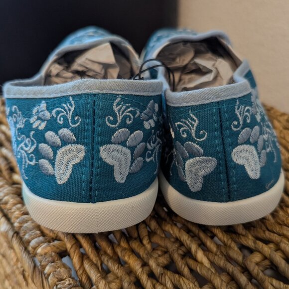NWT Paws Aplenty Embroidered Turquoise Canvas Slip-On / Women's Size 11 - Picture 6 of 9